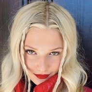 Sophia Laufer, 20 (Dancer)