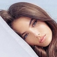 Sophia Rose Turino, 20 (模特)