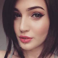 Sophia White, 29 (Twitch Star)