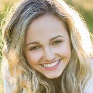 Sophie Reynolds, 24 (Actriz de Televisión)