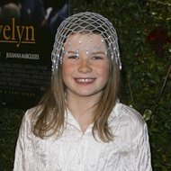 Sophie Vavasseur, 33 (电影女演员)