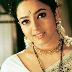 Soundarya (1972 - 2004) (Movie Actress)