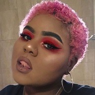 Stacey Louidor, 35 (Instagram明星)