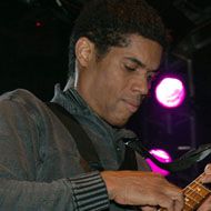 Stanley Jordan, 66 (吉他手)