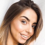 Steph Toms, 32 (YouTube明星)