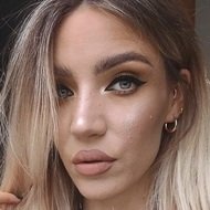 Stephanie Lange, 36 (YouTube Star)