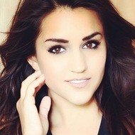 Stephanie Longo, 32 (Cheerleader)