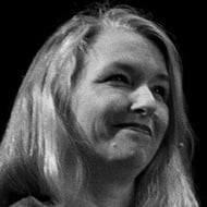 Stephanie Sinclair, 52 (Fotógrafo)