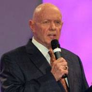 Stephen Covey (1932 - 2012) (自助作者)