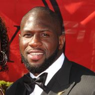 Stephen Nicholas, 42 (Jogador De Futebol Americano)