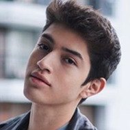 Stephen Oscar, 26 (YouTuber)