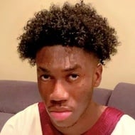 Stevanischo, 21 (Estrella de TikTok)