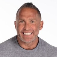 Steve Hess, 57 (Allenatore di basket)