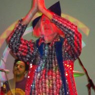 Steve Hillage, 74 (Guitarrista)