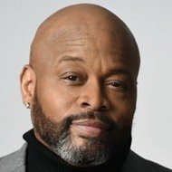 Steve W. Brown, 58 (喜劇演員)