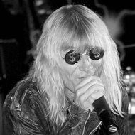 Steve Whiteman, 65 (搖滾歌手)