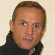 Steve Yzerman, 58 (Giocatore di hockey)