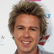 Stevie Nicholson, 40 (Cantante pop)