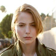 Stevie Wynne Levine, 37 (Estrella de YouTube)