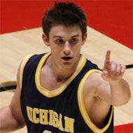 Stu Douglass, 35 (籃球運動員)