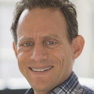 Stuart Gibbs, 54 (Романист)