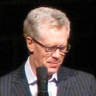 Stuart McLean (1948 - 2017) (电台主持人)