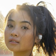 Suki Luser, 32 (Instagram Star)