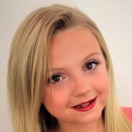 Summer Beaver, 18 (TikTok Star)