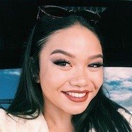 Summer Waikiki, 26 (Dancer)