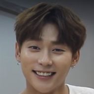 Sung Joo, 30 (Chanteuse pop)
