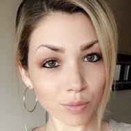 Sunkissed Mama, 29 (YouTube Star)