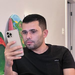 Super Odair, 30 (喜剧演员)