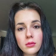 Suzanne Marie, 30 (YouTube明星)