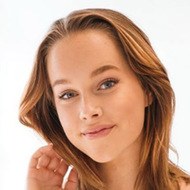 Swealife, 28 (YouTube Star)