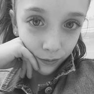 Sydney Morris, 21 (YouTube Star)