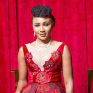 Syndy Emade, 32 (電影女演員)