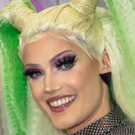 Synthia Kiss, 33 (现实之星)