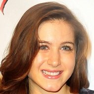 Tabitha Morella, 35 (電視女演員)