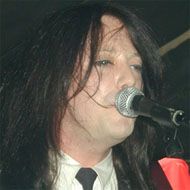 Taime Downe, 61 (Chanteur de rock)