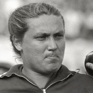 Tamara Press (1937 - 2021) (铅球推杆)