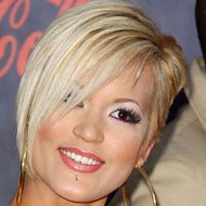 Tami Chynn, 39 (流行歌手)