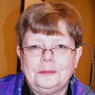 Tamora Pierce, 71 (Autor de Novelas Juveniles)