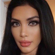 Tania Lucely, 33 (YouTube Star)