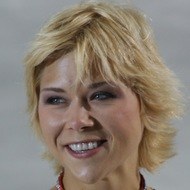 Tanja Szewczenko, 48 (花样滑冰运动员)