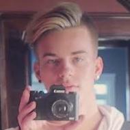 Tanner Ogg, 27 (Estrella de YouTube)