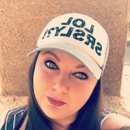 Tara Brelsford, 41 (TikTok明星)