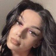 Tay Scheider, 23 (TikTok Star)