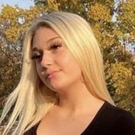 Taylor Parnell, 22 (TikTok明星)