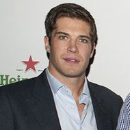 Taylor Pyatt, 42 (Jogador De Hóquei)