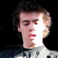 Taylor York, 34 (吉他手)
